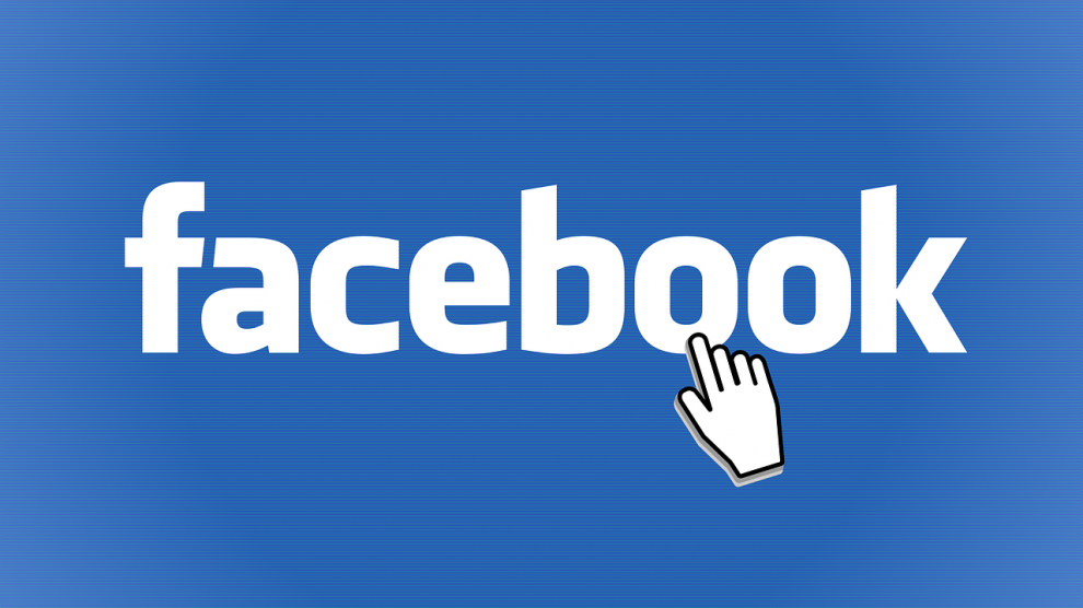 Logo facebook z kursorem